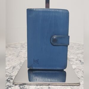 Louis Vuitton Blue Epi Leather Kisslock Wallet